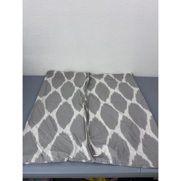 West Elm 26"x26" grey ivory patterned square pillow sham 100% organic cotton - Picture 4 of 4